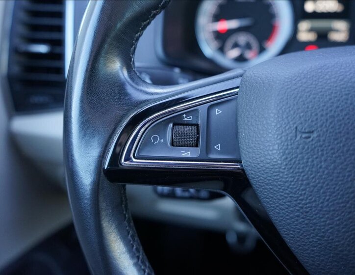 Škoda Karoq SUV / Terénní 2,0 l 110 kw