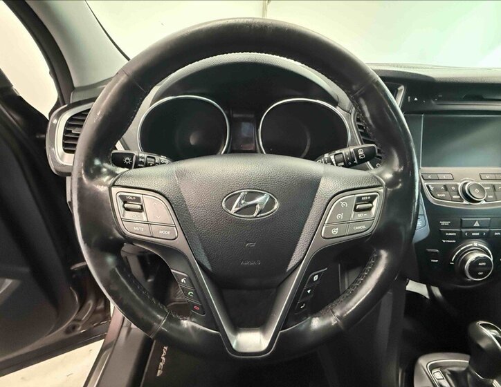 Hyundai Santa Fe SUV / Terénní 2,2 l 145 kw