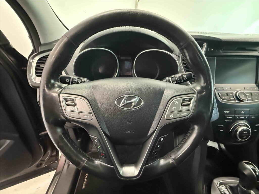 Hyundai Santa Fe SUV / Terénní 2,2 l 145 kw