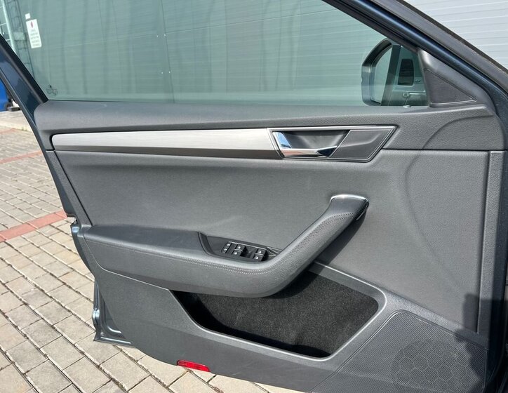 Škoda Superb Kombi 2,0 l 110 kw