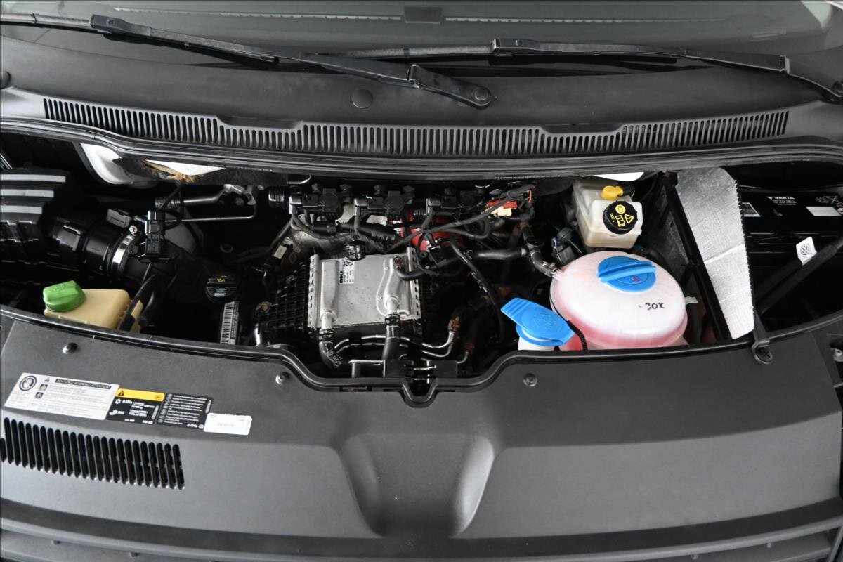 Volkswagen Transporter Skříň 2,0 l 150 kw