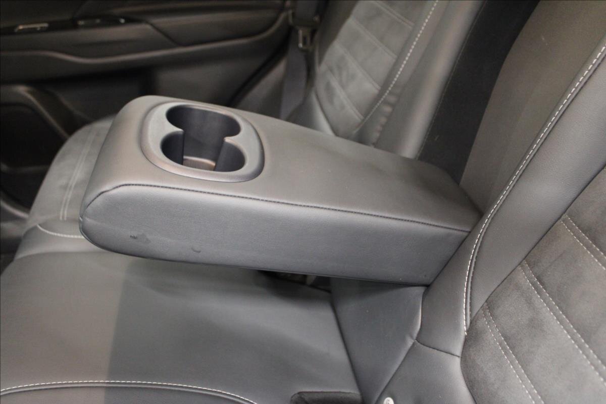 Mitsubishi Outlander SUV 2,0 l 89 kw