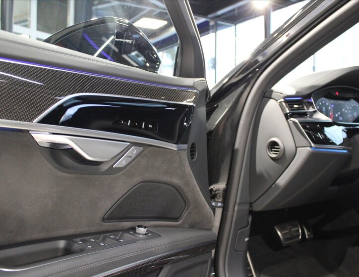 Audi S8 Ostatní 4,0 l 420 kw