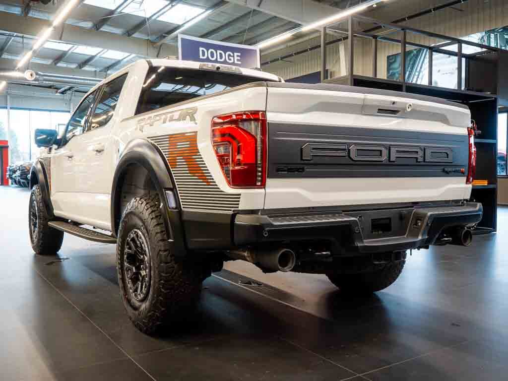 Ford F-150 Pick-up 5,2 l 536 kw