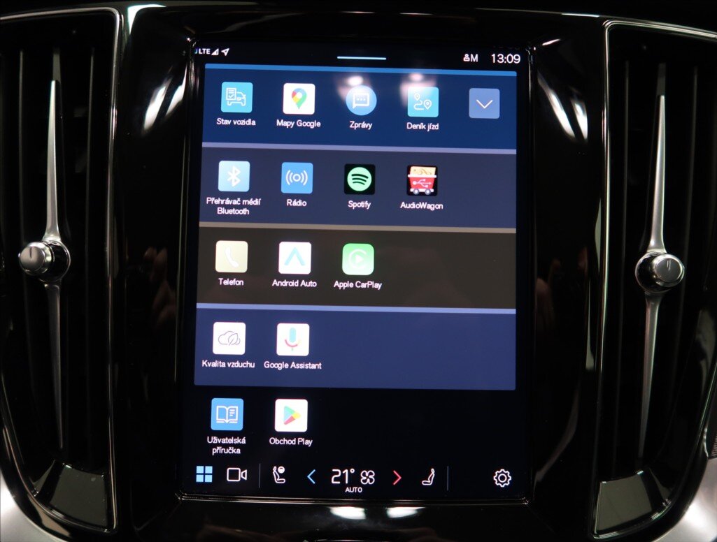 Volvo V60 Kombi 2,0 l 145 kw