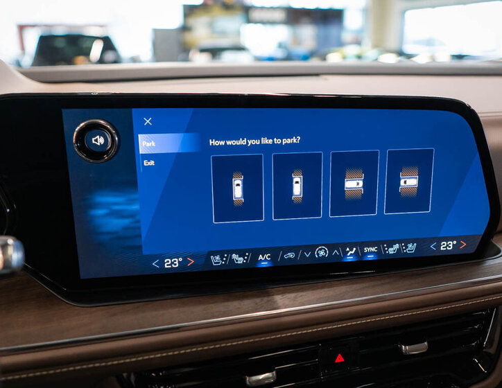 Chevrolet Tahoe SUV 6,2 l 313 kw