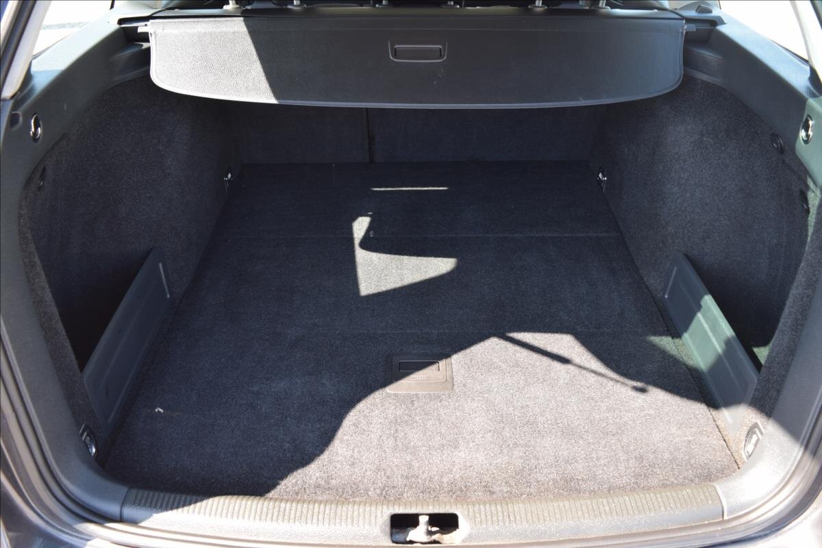 Volkswagen Passat Kombi 1,9 l 77 kw