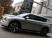 Mitsubishi Outlander SUV / Terénní 2,4 l 162 kw