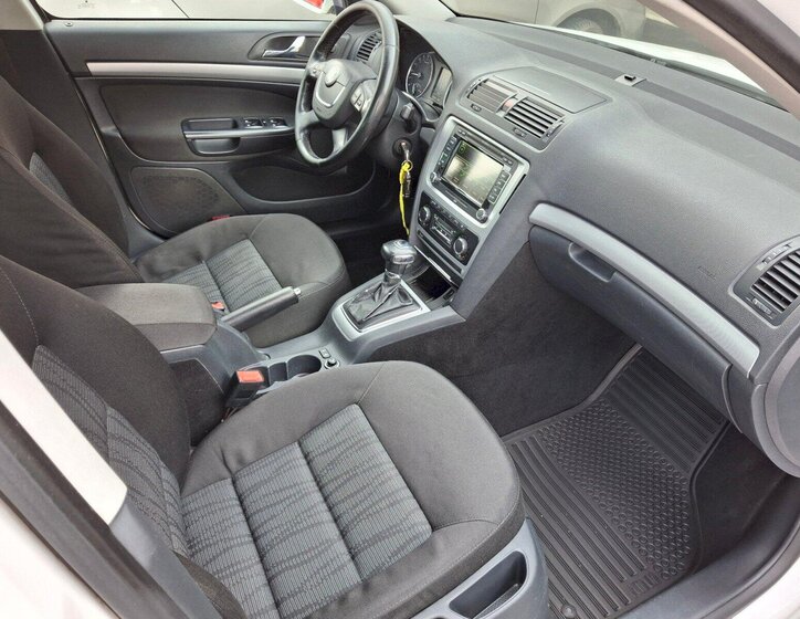 Škoda Octavia Kombi 2,0 l 103 kw