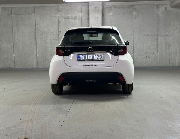 Toyota Yaris 6