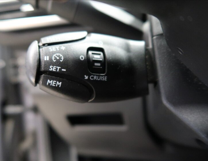 Peugeot 5008 Kombi 2,0 l 110 kw