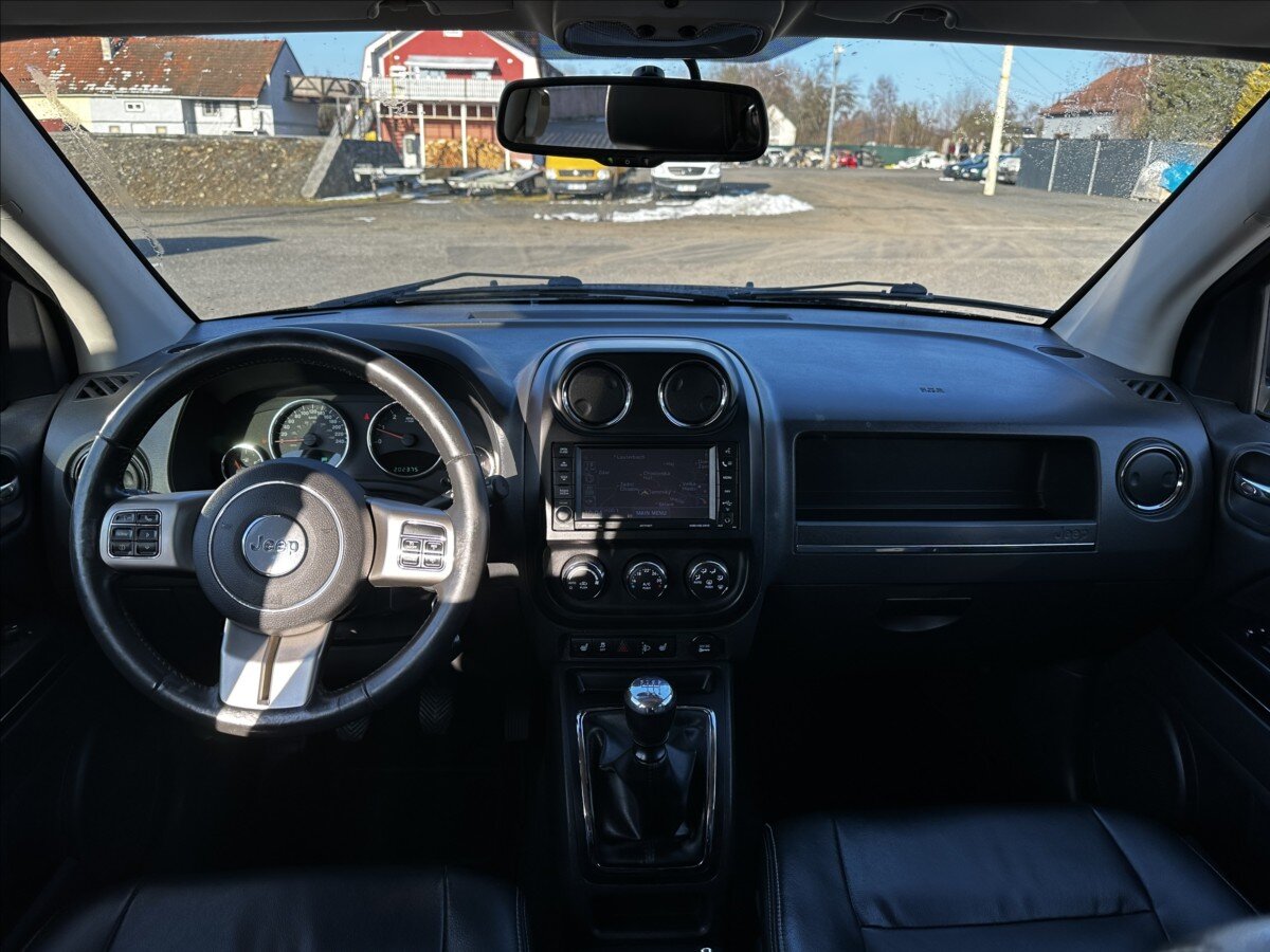 Jeep Compass SUV 2,1 l 120 kw