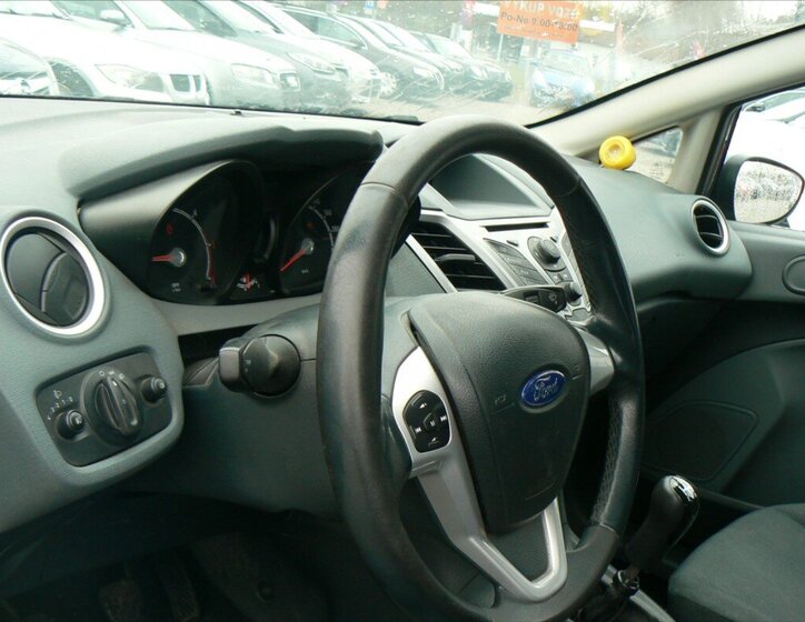 Ford Fiesta Hatchback 1,4 l 50 kw