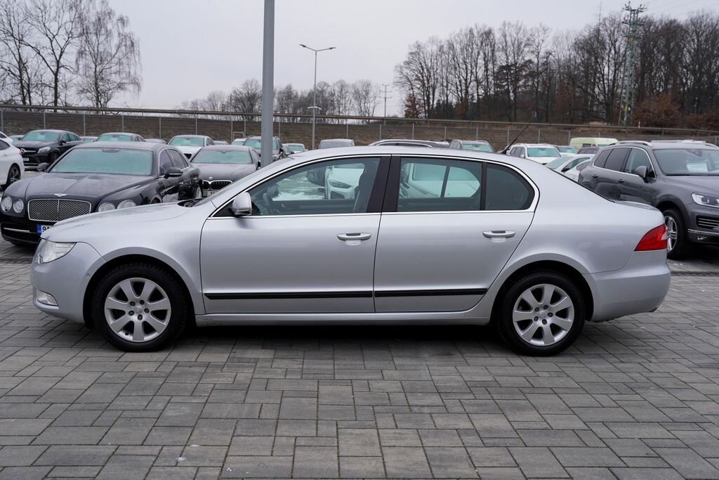 Škoda Superb Sedan 1,8 l 118 kw