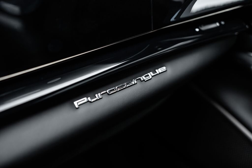 Ferrari Ostatní SUV / Terénní 6,5 l 529 kw