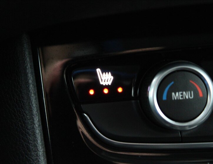 Opel Grandland X SUV / Terénní 1,2 l 96 kw