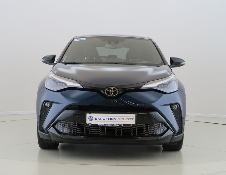 Toyota C-HR 2