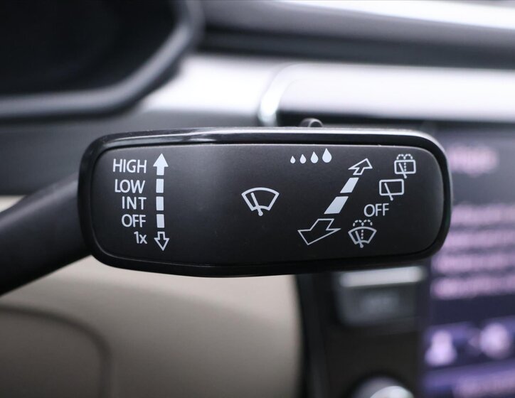 Škoda Superb Liftback 2,0 l 162 kw