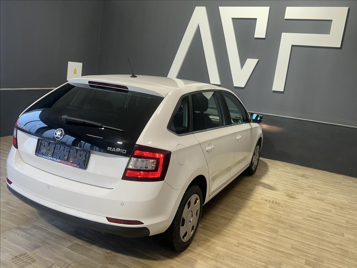 Škoda Rapid
