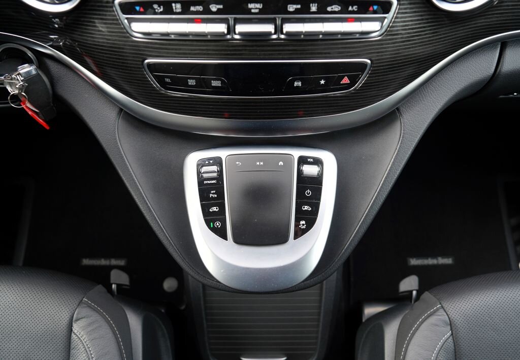 Mercedes-Benz Třídy V MPV 2,0 l 176 kw