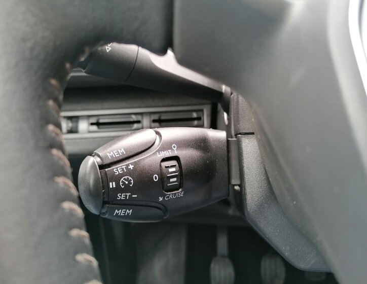 Peugeot 3008 SUV / Terénní 1,2 l 96 kw