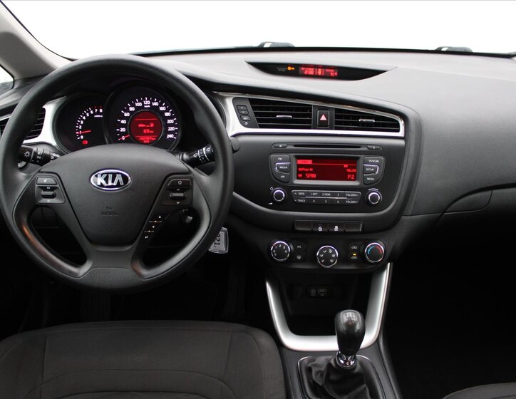 KIA Ceed 12