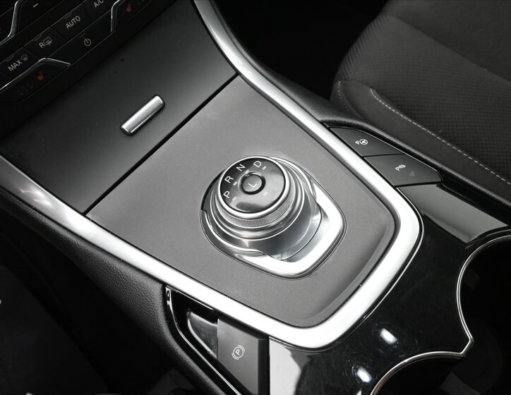 Ford S-MAX MPV 2,5 l 110 kw