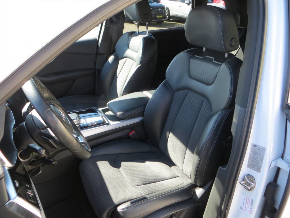 Audi Q7 SUV / Terénní 3,0 l 210 kw