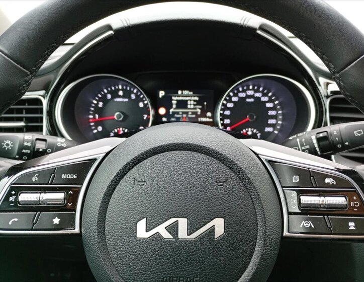 KIA XCeed Hatchback 1,5 l 103 kw