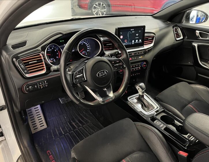 KIA ProCeed Kombi 1,6 l 150 kw