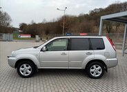 Nissan X-Trail SUV / Terénní 2,5 l 121 kw