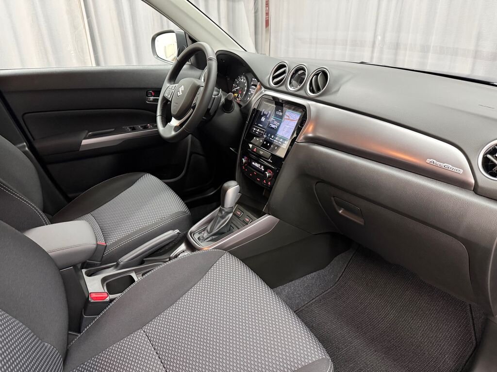 Suzuki Vitara SUV / Terénní 1,4 l 81 kw