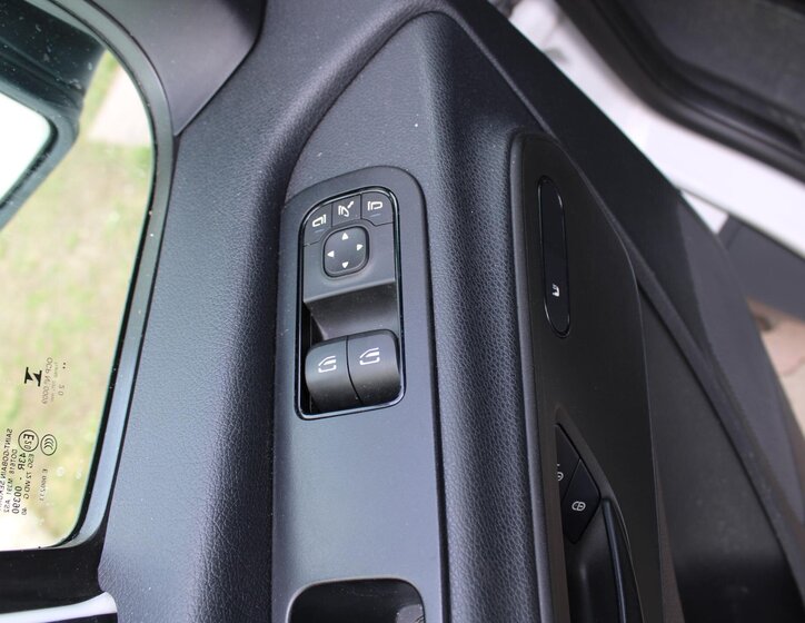 Mercedes-Benz Sprinter Užitková 2,1 l 120 kw