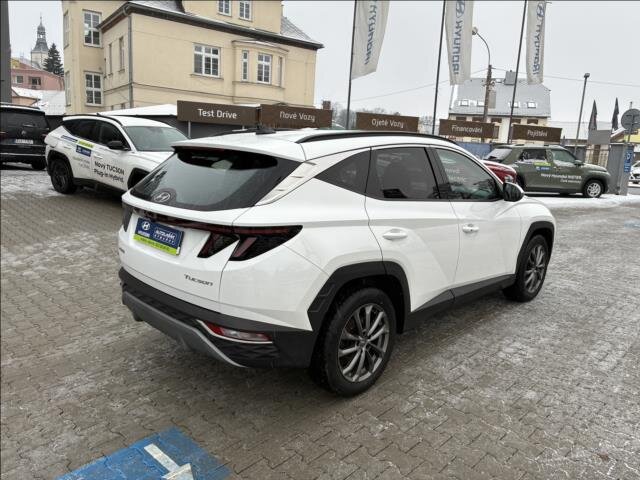 Hyundai Tucson SUV 1,6 l 110 kw