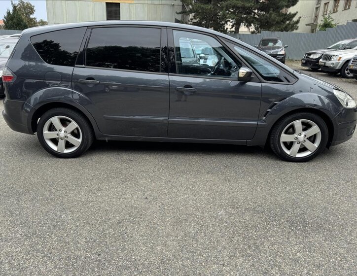 Ford S-MAX MPV 1,8 l 92 kw