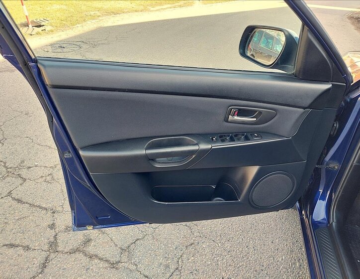 Mazda 3 Hatchback 1,3 l 62 kw