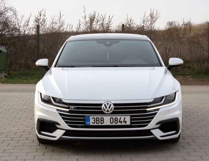 Volkswagen Arteon Sedan / Limuzína 2,0 l 176 kw