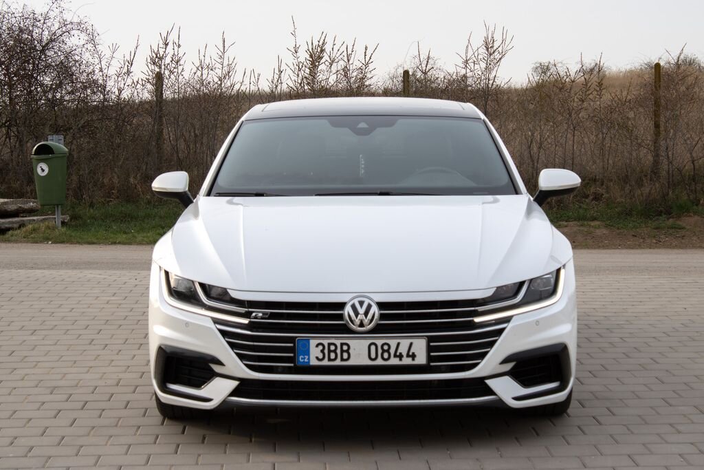 Volkswagen Arteon Sedan / Limuzína 2,0 l 176 kw