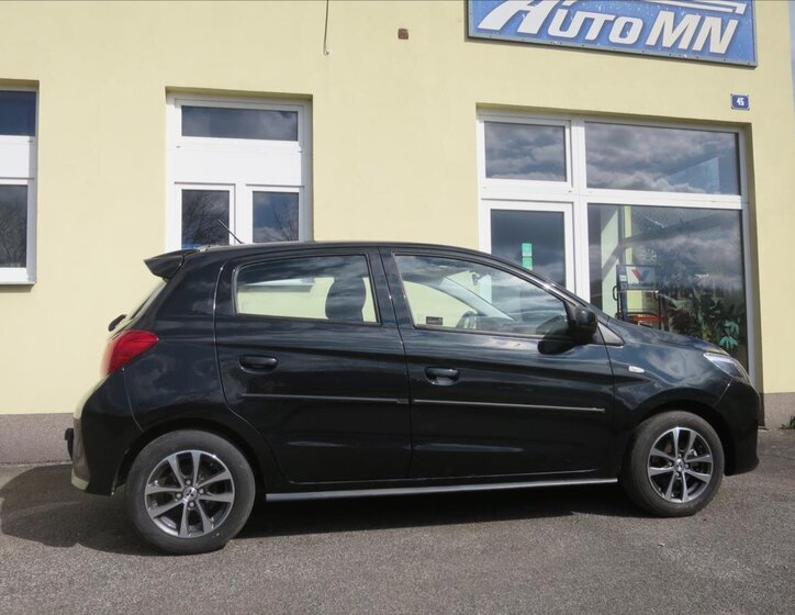 Mitsubishi Space Star Hatchback 1,2 l 52 kw