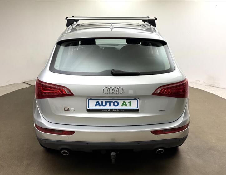 Audi Q5 5