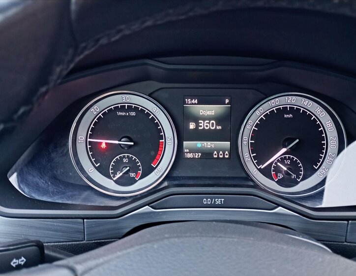 Škoda Superb Kombi 2,0 l 110 kw