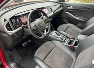 Opel Grandland SUV 1,2 l 96 kw