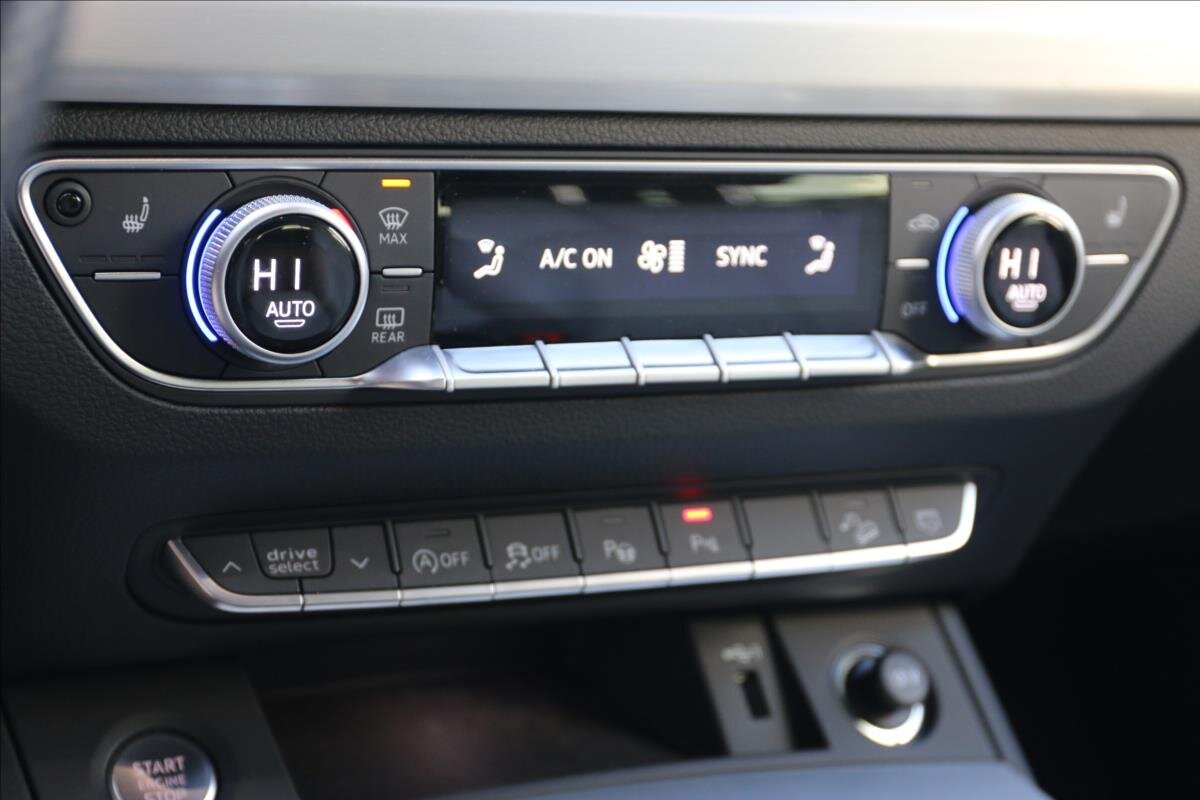 Audi Q5 SUV 2,0 l 150 kw