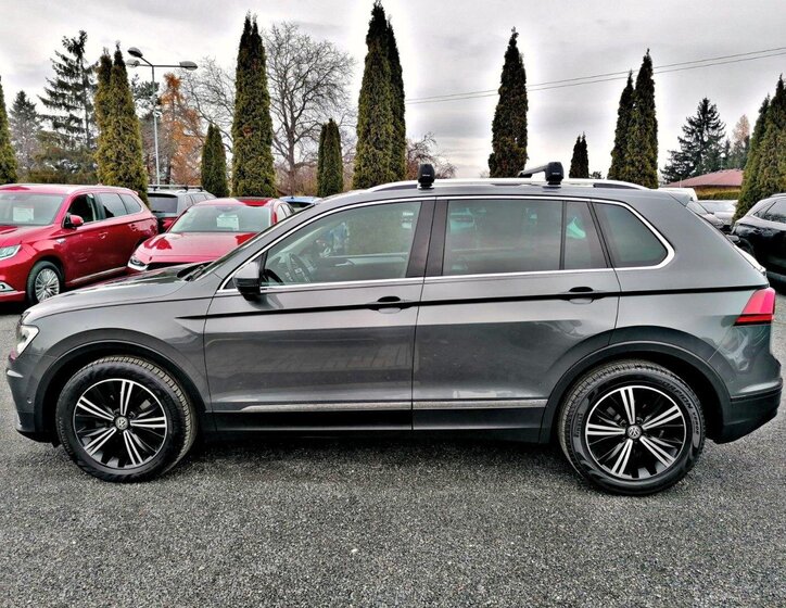 Volkswagen Tiguan 8