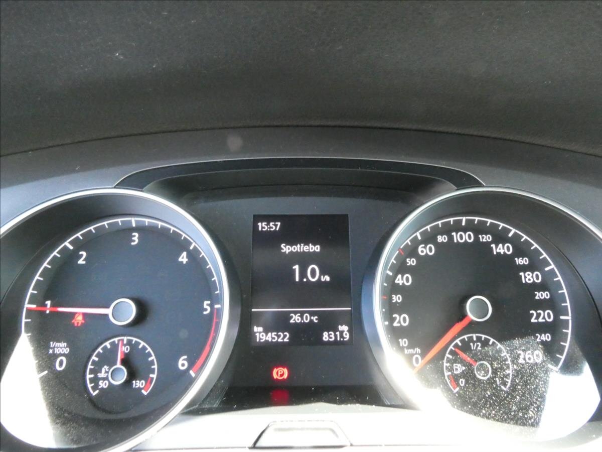 Volkswagen Golf Kombi 2,0 l 110 kw