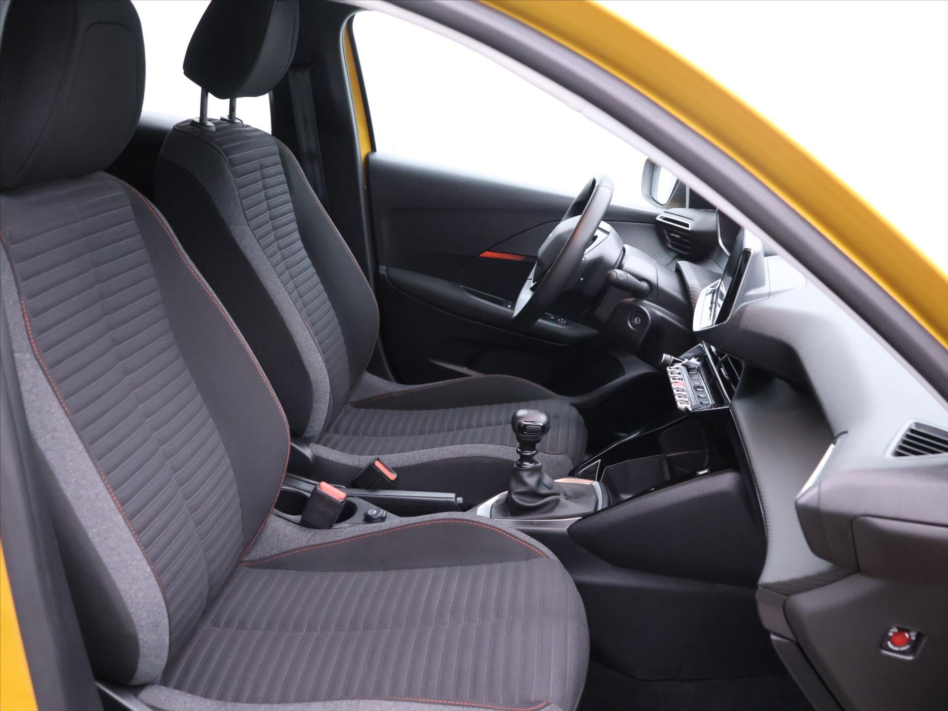 Peugeot 208 Hatchback 1,2 l 74 kw