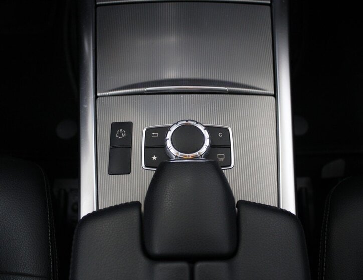 Mercedes-Benz Třídy E Kombi 3,0 l 190 kw