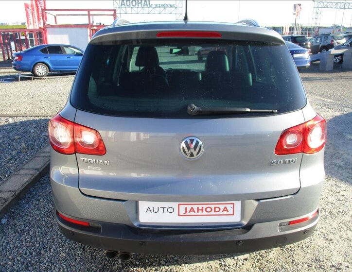 Volkswagen Tiguan SUV 2,0 l 103 kw