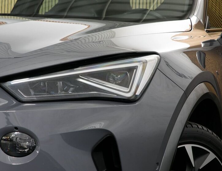 Cupra Formentor SUV / Terénní 2,0 l 140 kw