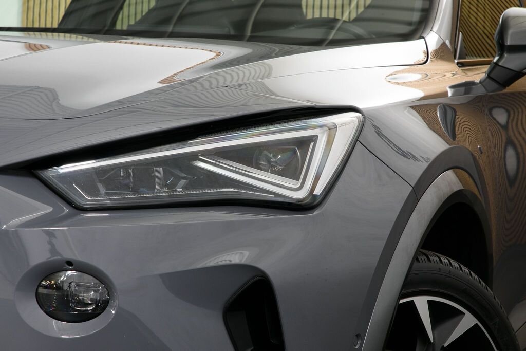 Cupra Formentor SUV / Terénní 2,0 l 140 kw